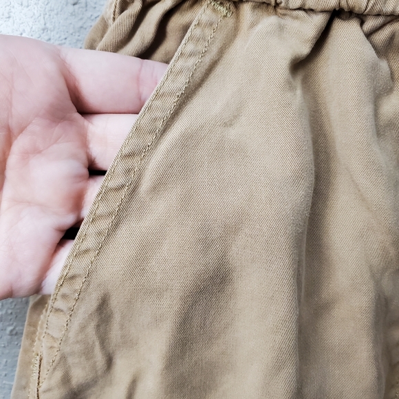 Aerie Paper Bag Style Brown Shorts Pockets Cuffs Elastic Waist Womens Small - Picture 4 of 4